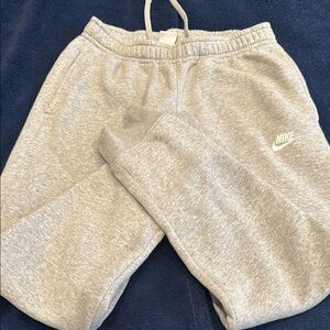 Nike men Grey Sweatpants